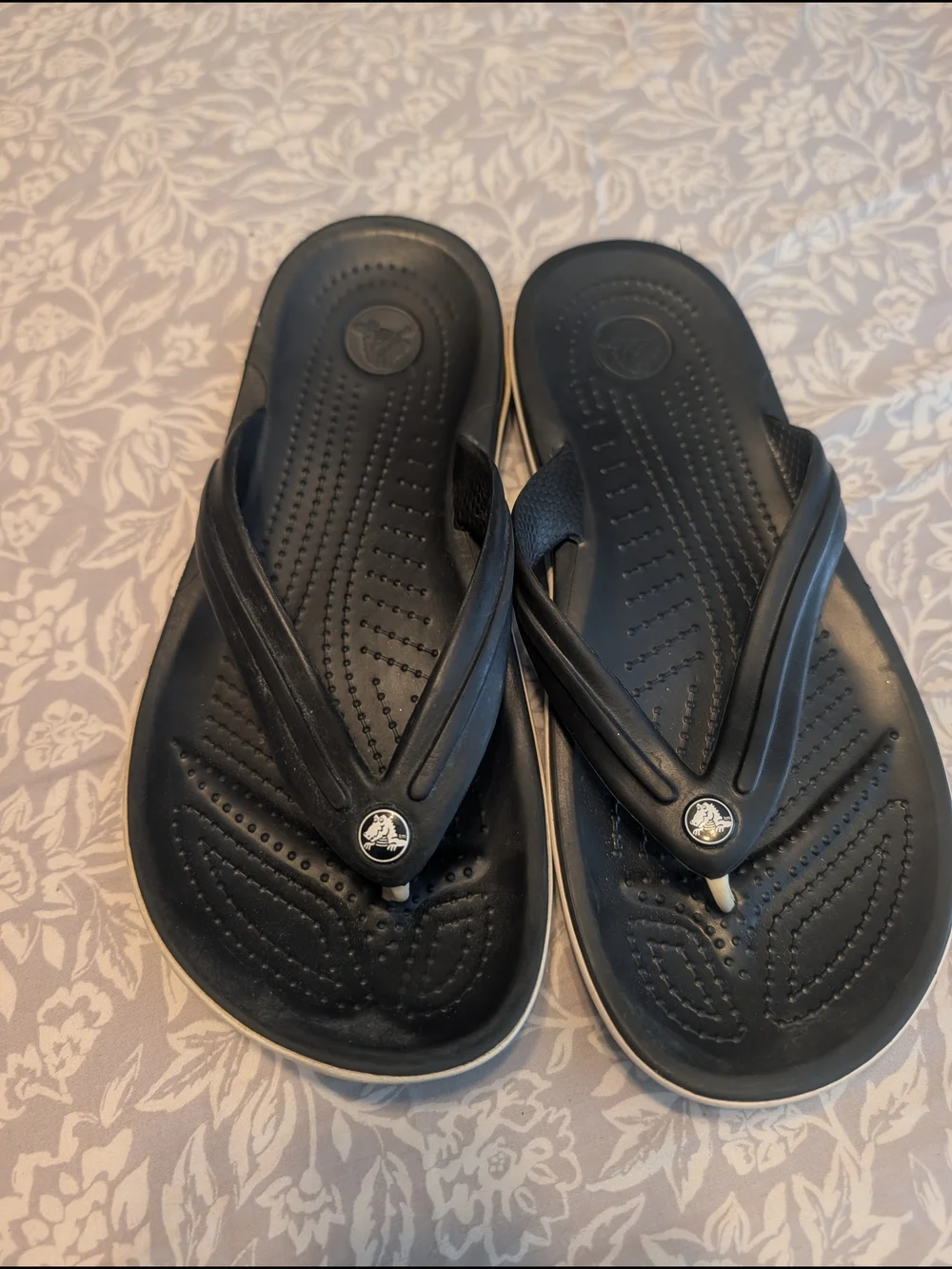 Black Crocs Classic Flip Flops - Black/White